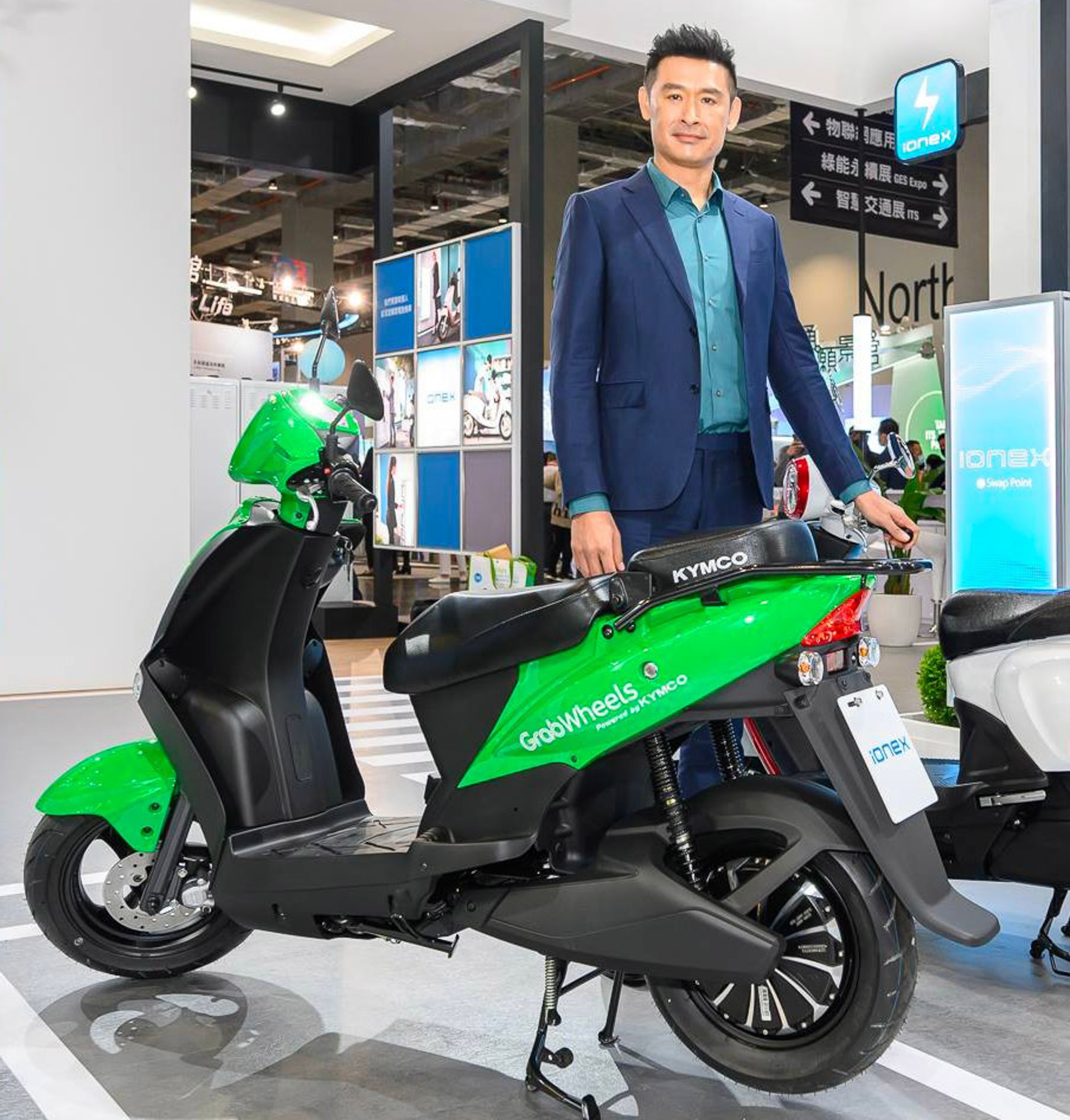 光陽集團董事長柯勝峯表示透過資本戰略合作，與台灣大車隊集團共同推動 Ionex 車能網到台灣配送產業的最後一哩路，一起打造智慧城市交通物流的全新典範。
