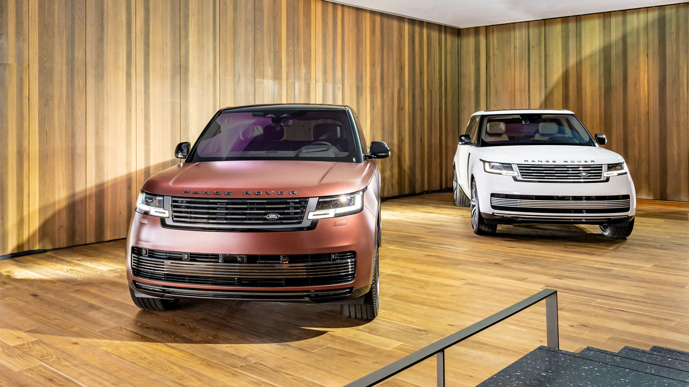 建議售價 845 萬起！Range Rover SV 短 / 長軸車型正式在台上市