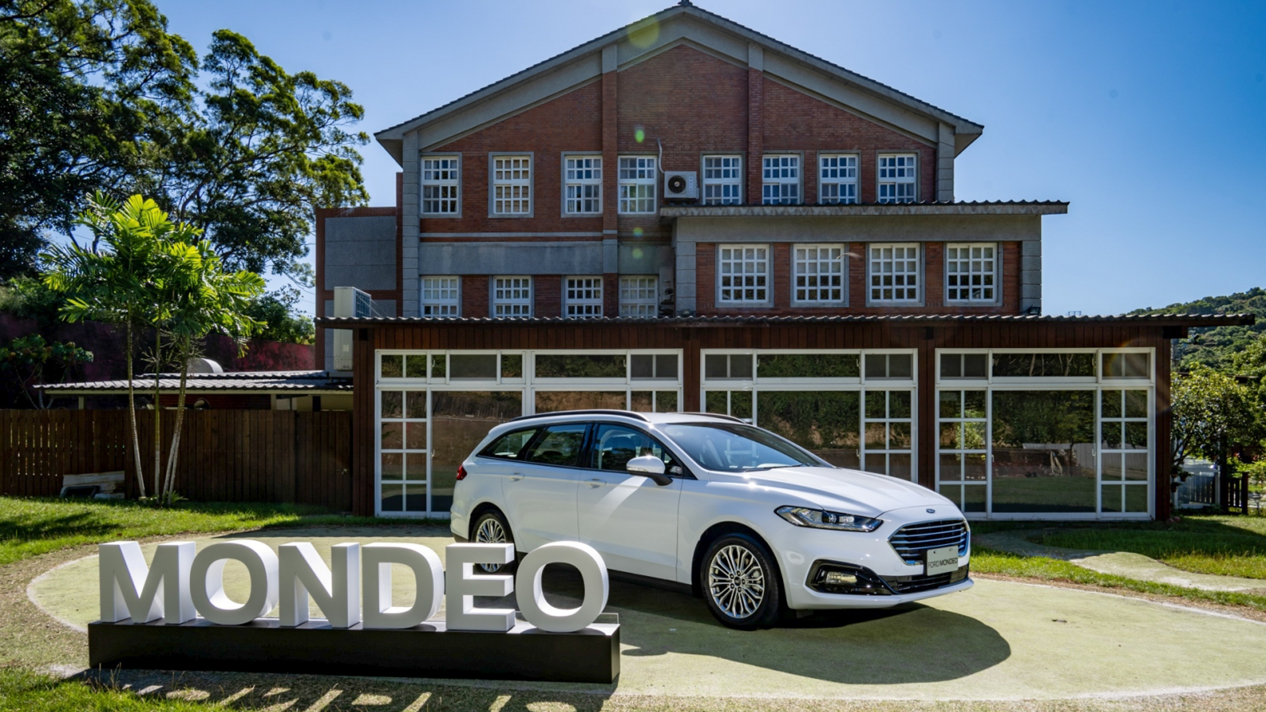 Ford Mondeo Hybrid Wagon 22 年式限量到港！售價 109.9 萬元起