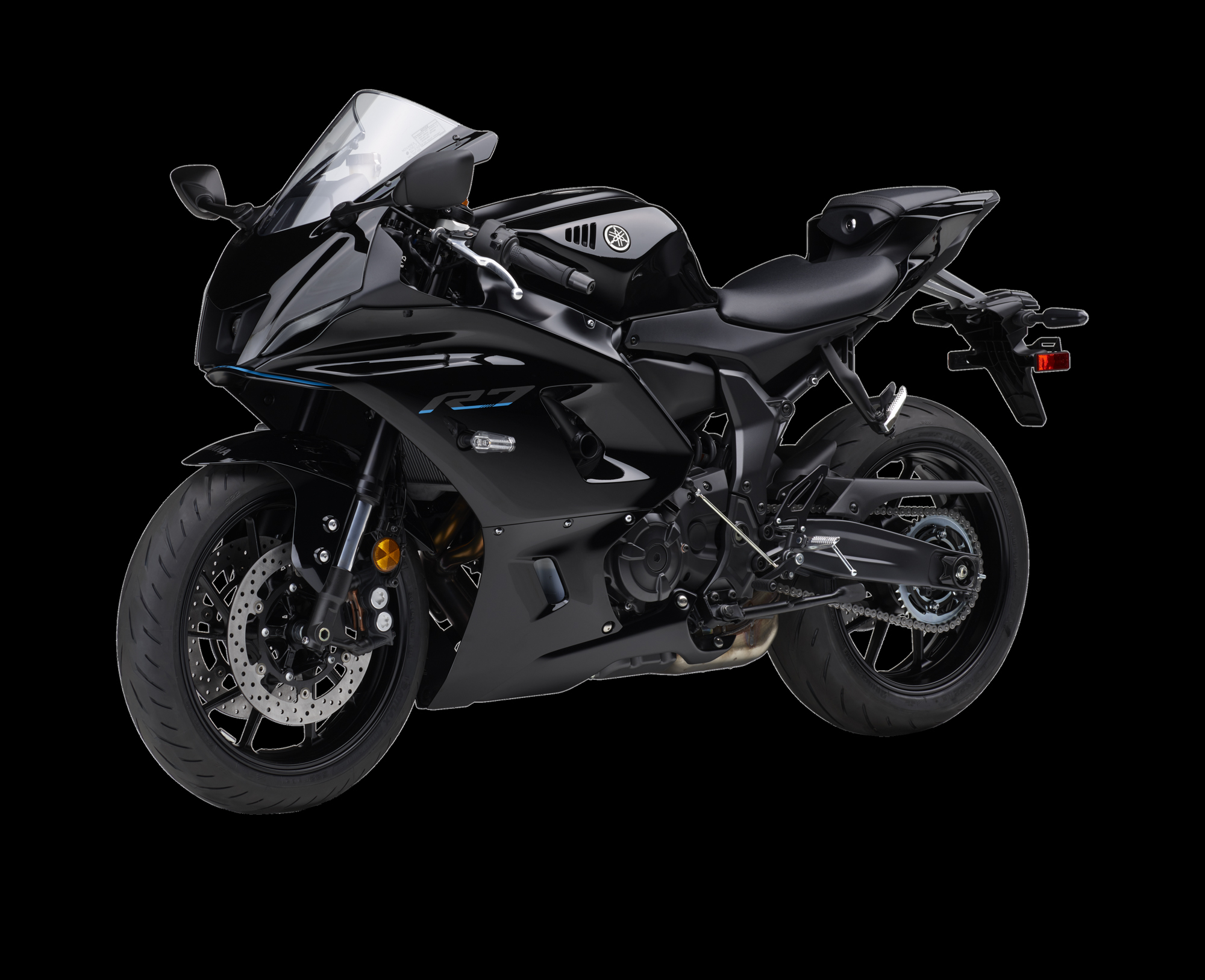 Performance Black 黑車色。