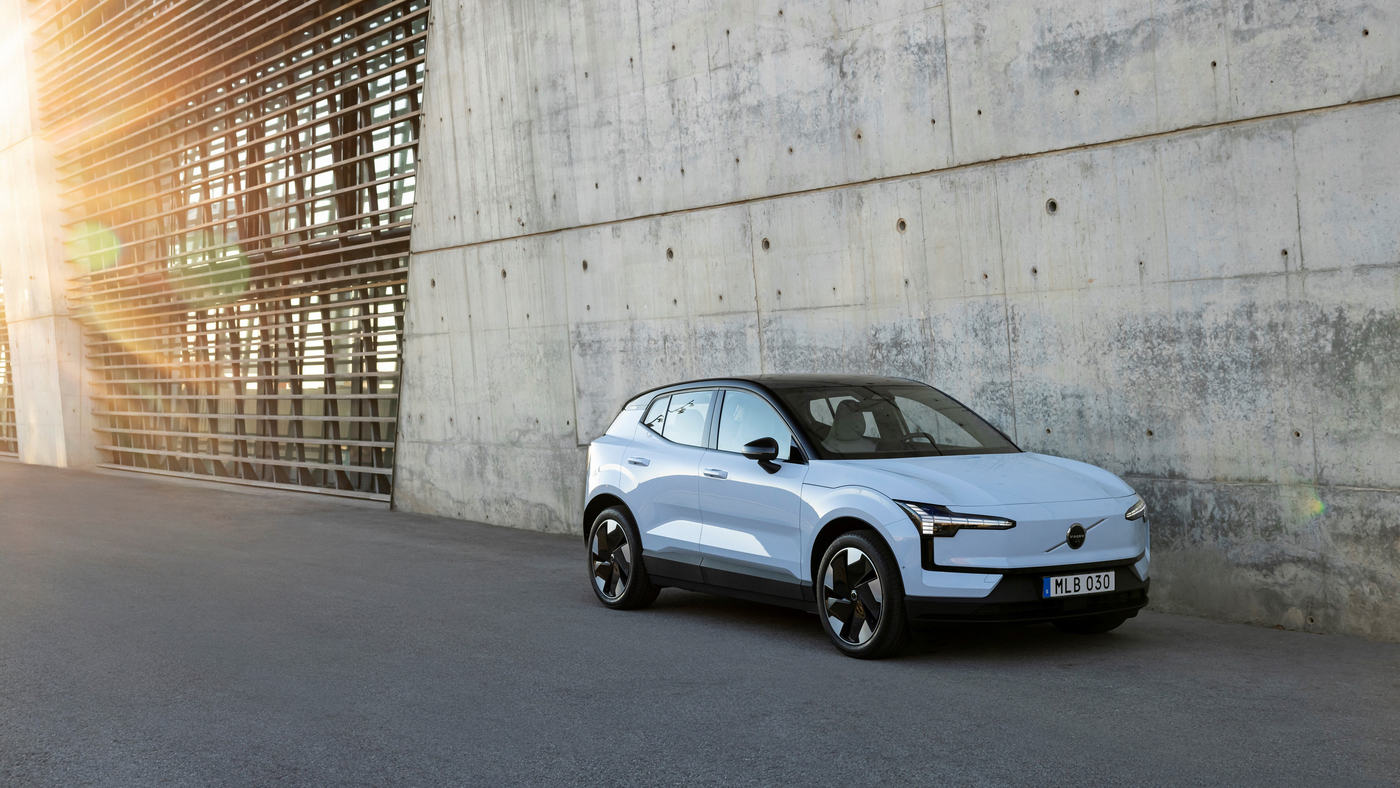Volvo EX30 奪豪華汽車品牌純電車銷售首位，本月入主 XC40、XC60 最高逾 30 萬禮遇！