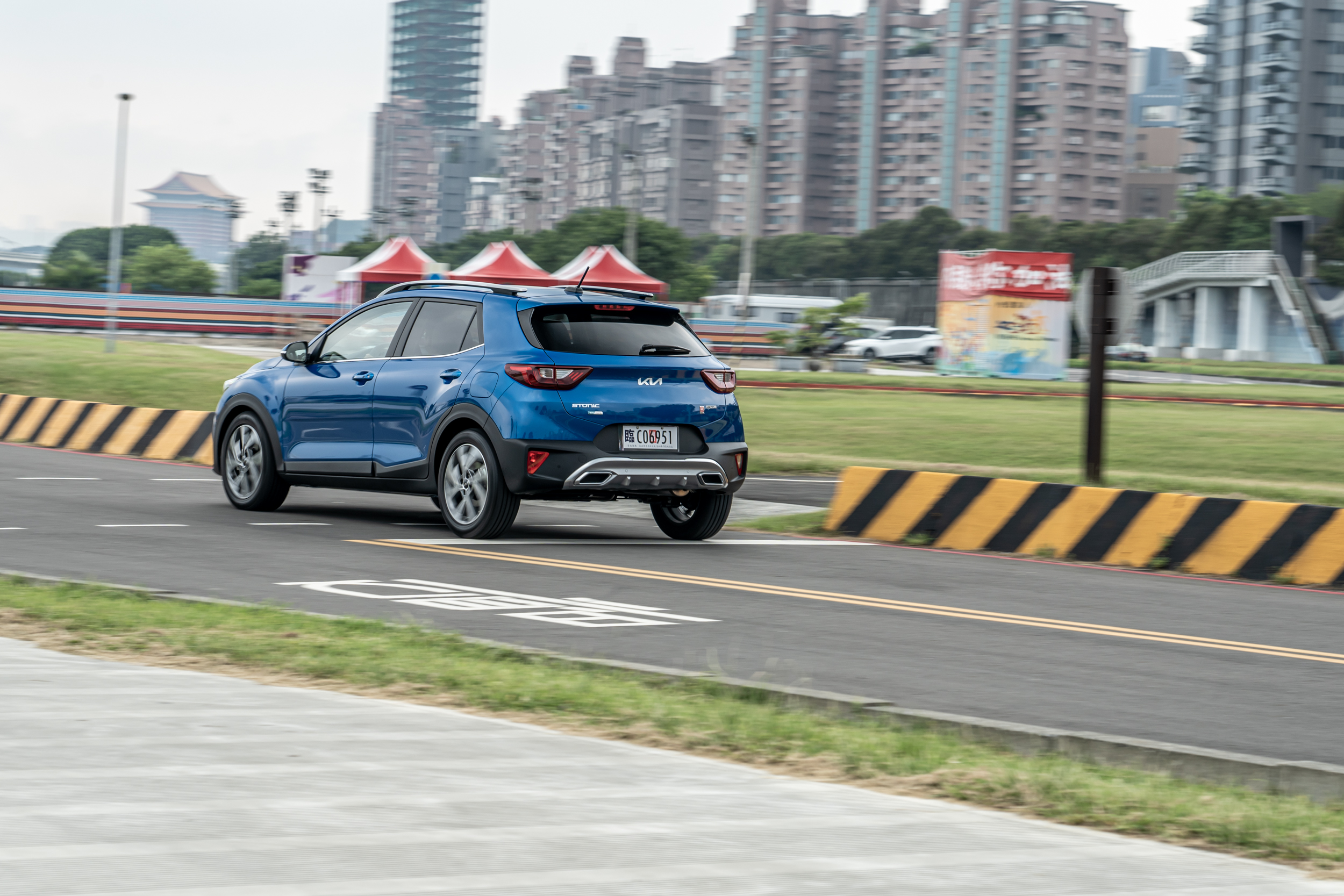 Stonic 算是市場上少有能夠開得暢快、坐得愉快的小型 CUV 產品。