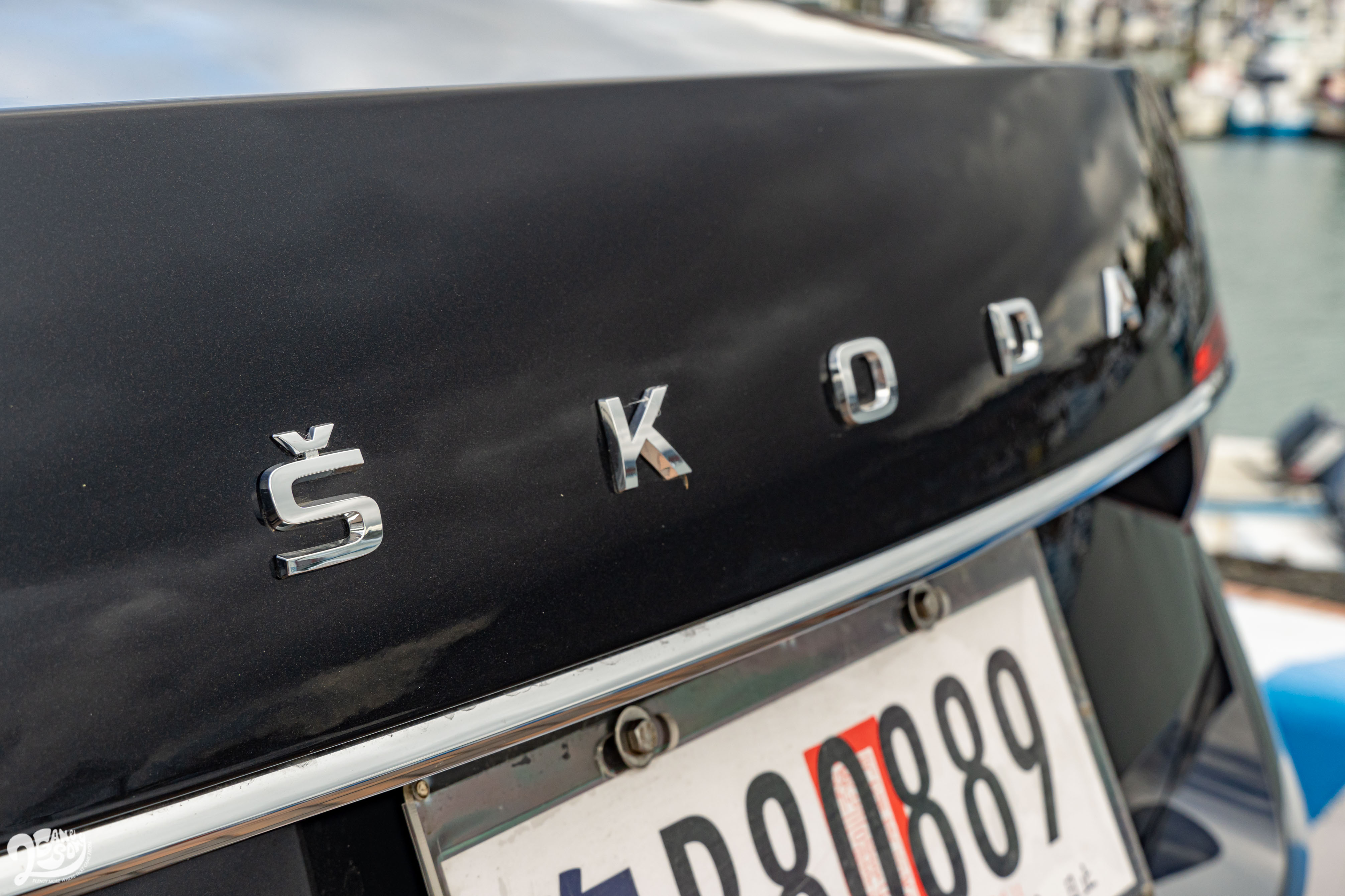 Škoda Superb 菁英版 TSI 原價 122.9 萬起，年底前優惠價 119.9 萬起。