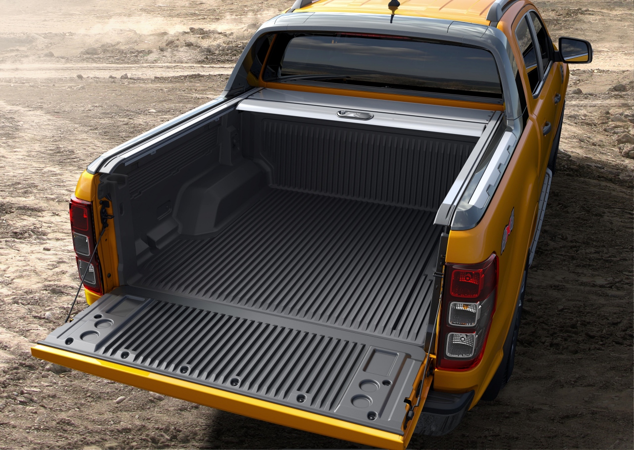 Ford Ranger 運動型車斗擁有約 2.42 平方公尺的載物空間，並能裝載 985 公斤物品。