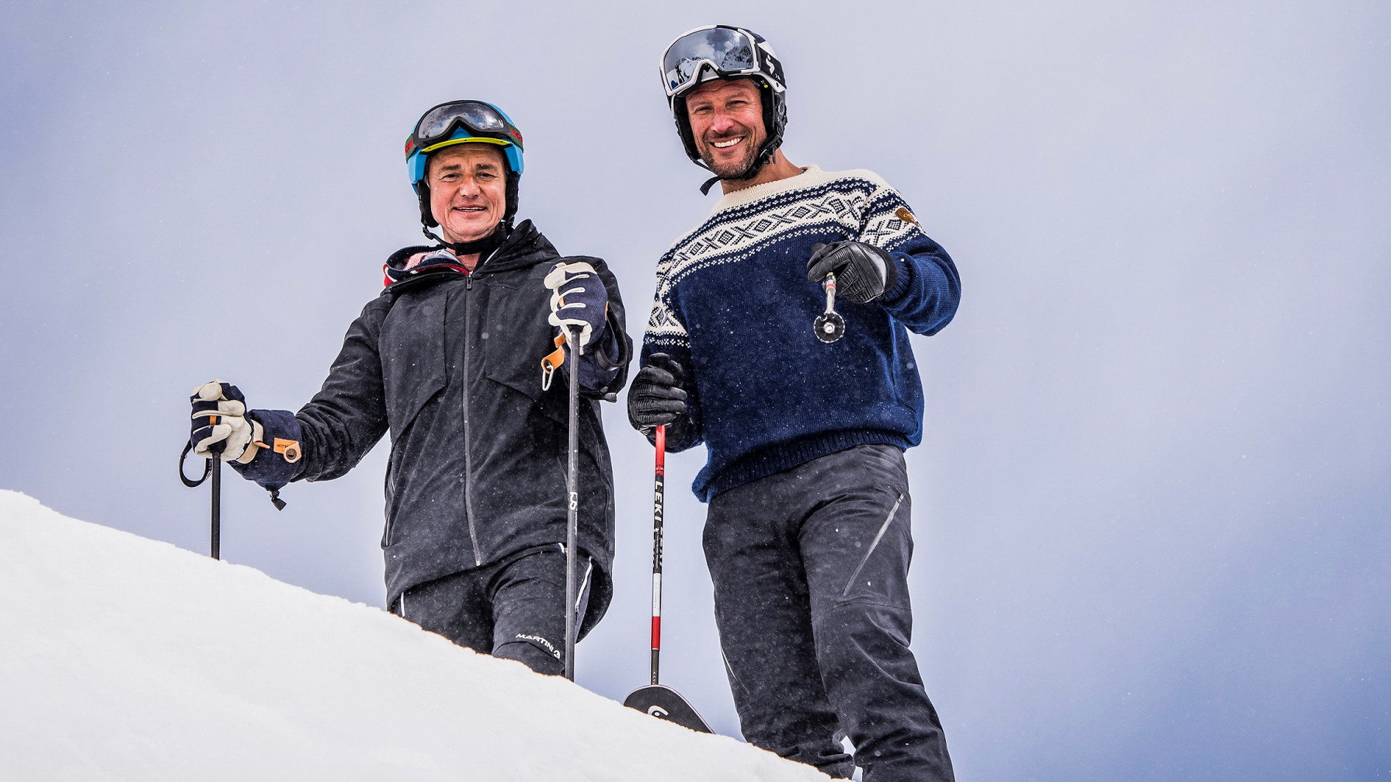 保時捷全球執行董事會副主席兼財務與 IT 執行董事會成員 Lutz Meschke 與滑雪選手 Aksel Lund Svindal。
