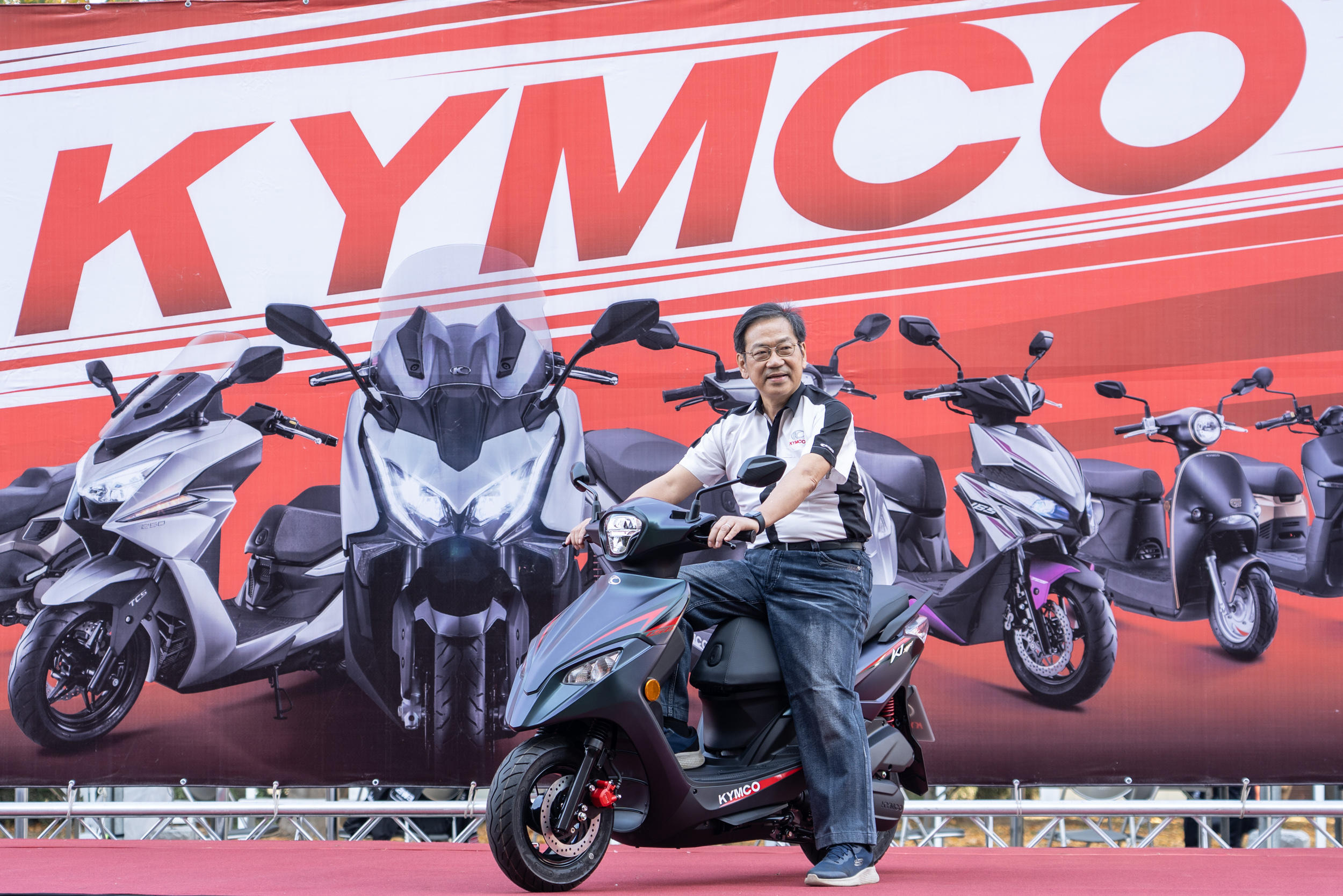 柯俊斌董事長同步曝光2026年多款新車資訊。