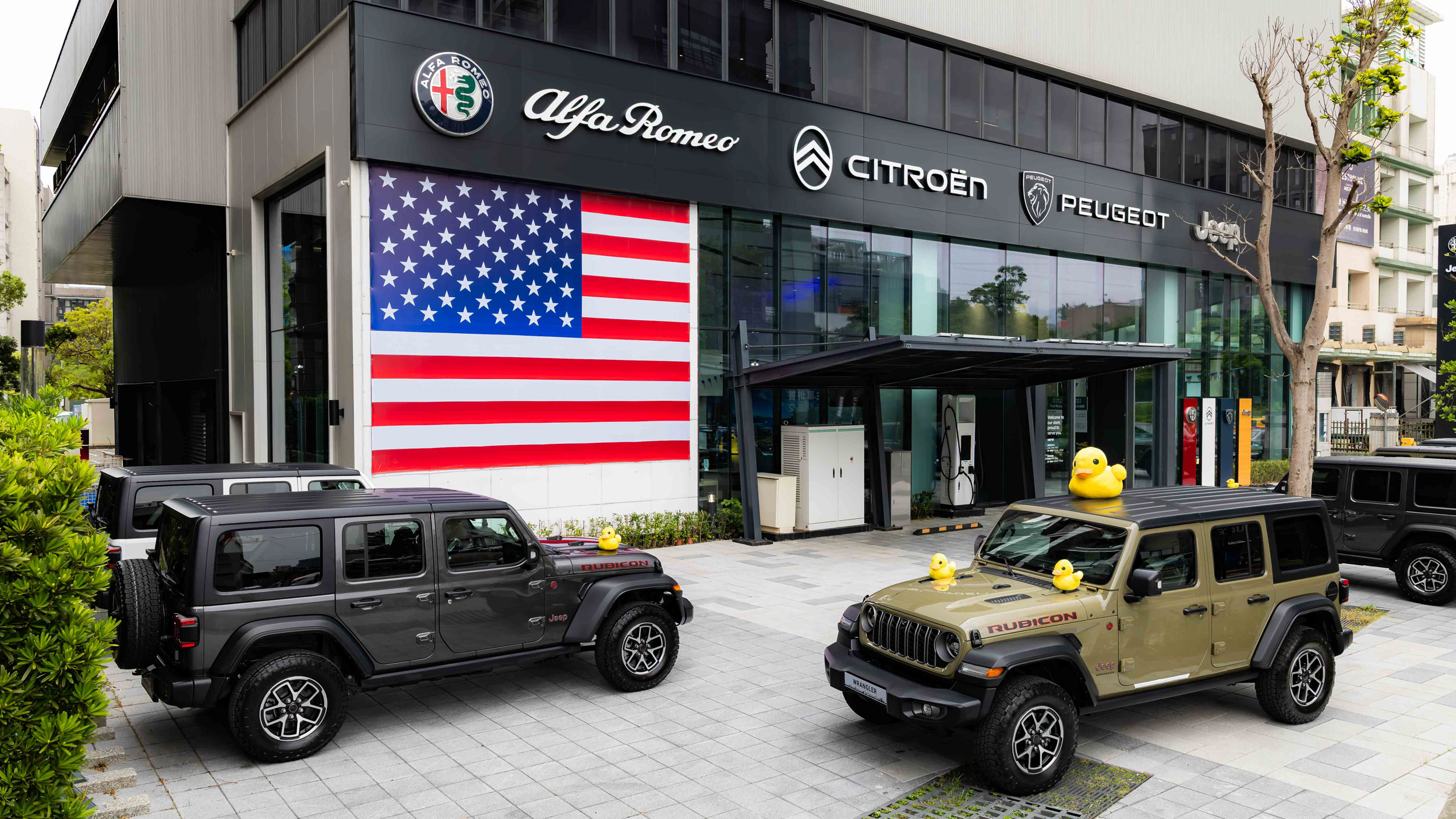 台灣累積接單破 400 張 Jeep® Wrangler 台灣首批車主開始交車