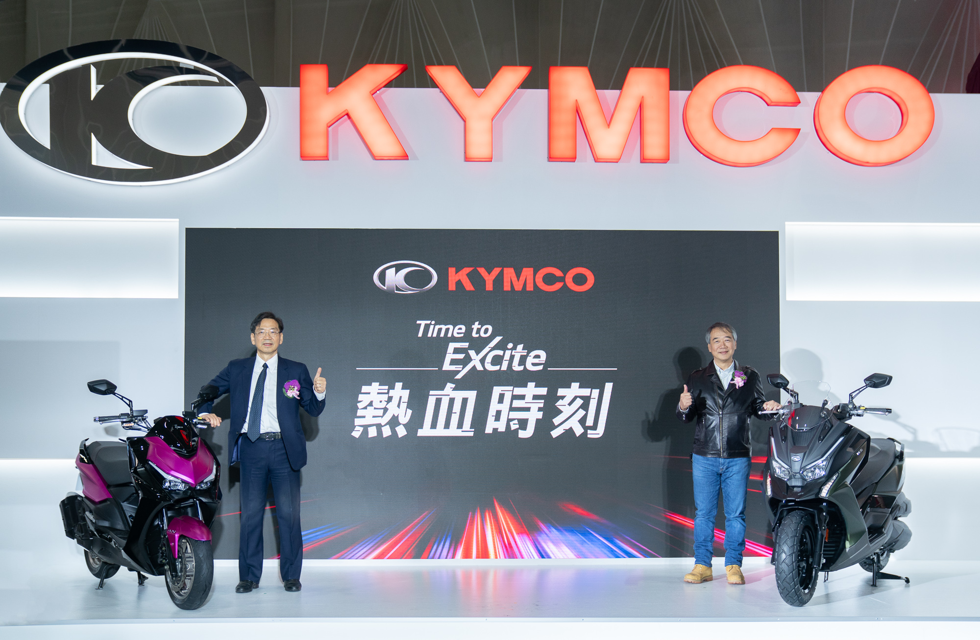 Kymco 執行長柯俊斌、 營業部黃俊平經理正式公佈 DT X360 官方售價，同時宣布 KRV 全省試乘活動即刻展開！