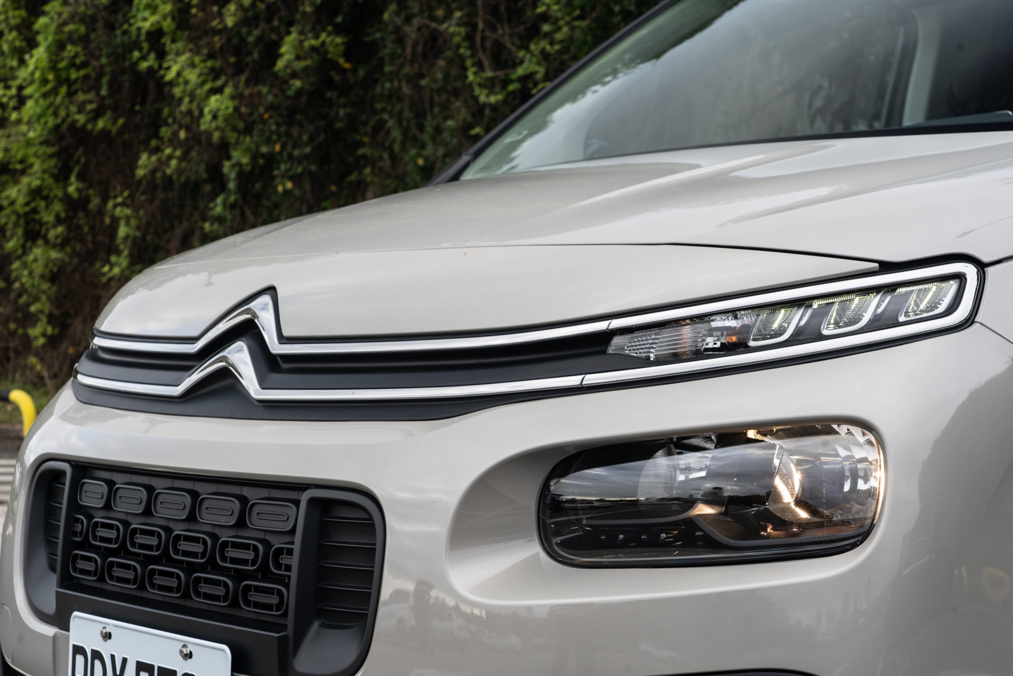 車頭設計與多數人熟悉的長軸版相同。