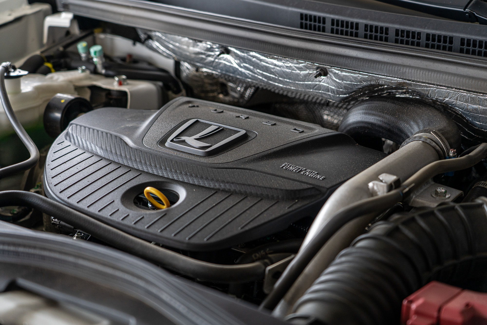 本車依舊搭載一具 1.8 升直列四缸渦輪增壓引擎,具備 202 ps / 30.6 kgm 的峰值輸出。