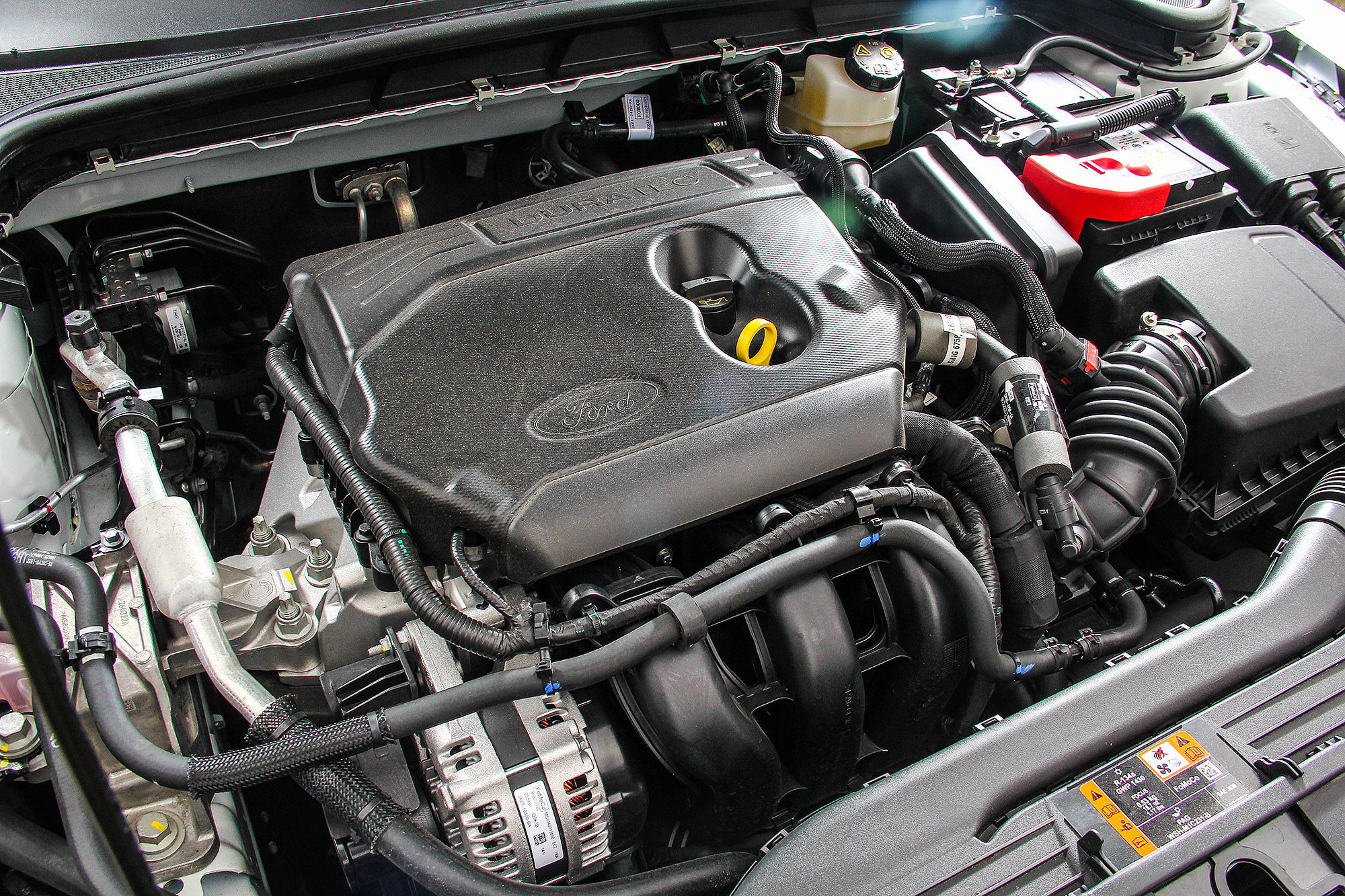 1.5 升直列 3 缸自然進氣引擎具有 123 匹的最大馬力。 