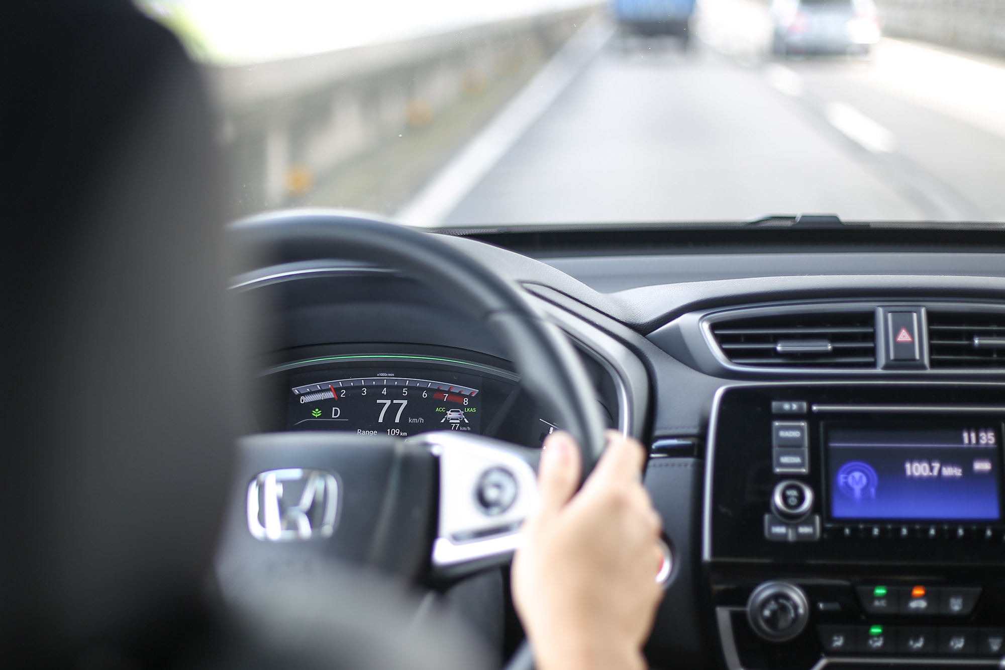 入門的 VTi 車型就配有 Level 2 等級的自動駕駛科技 Honda SENSING 智慧安全主動防護系統。