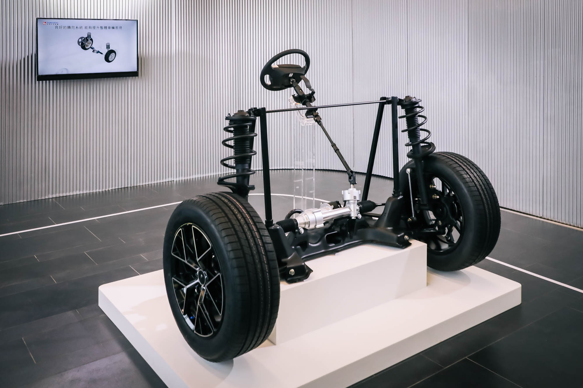 EPS 電動助力轉向系統。