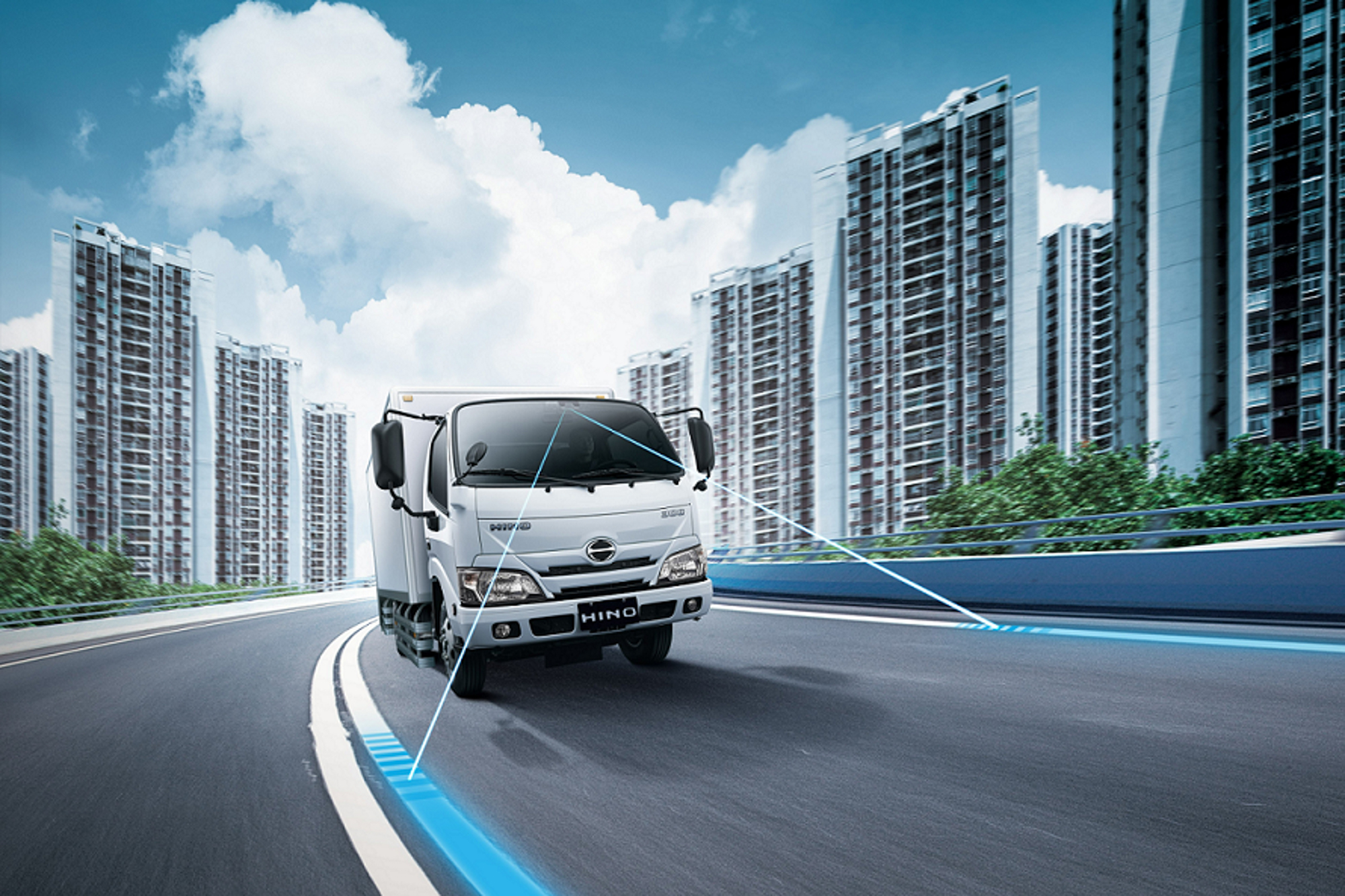 HINO 大型商用車 2022 年銷售目標設定為 9,000 台。