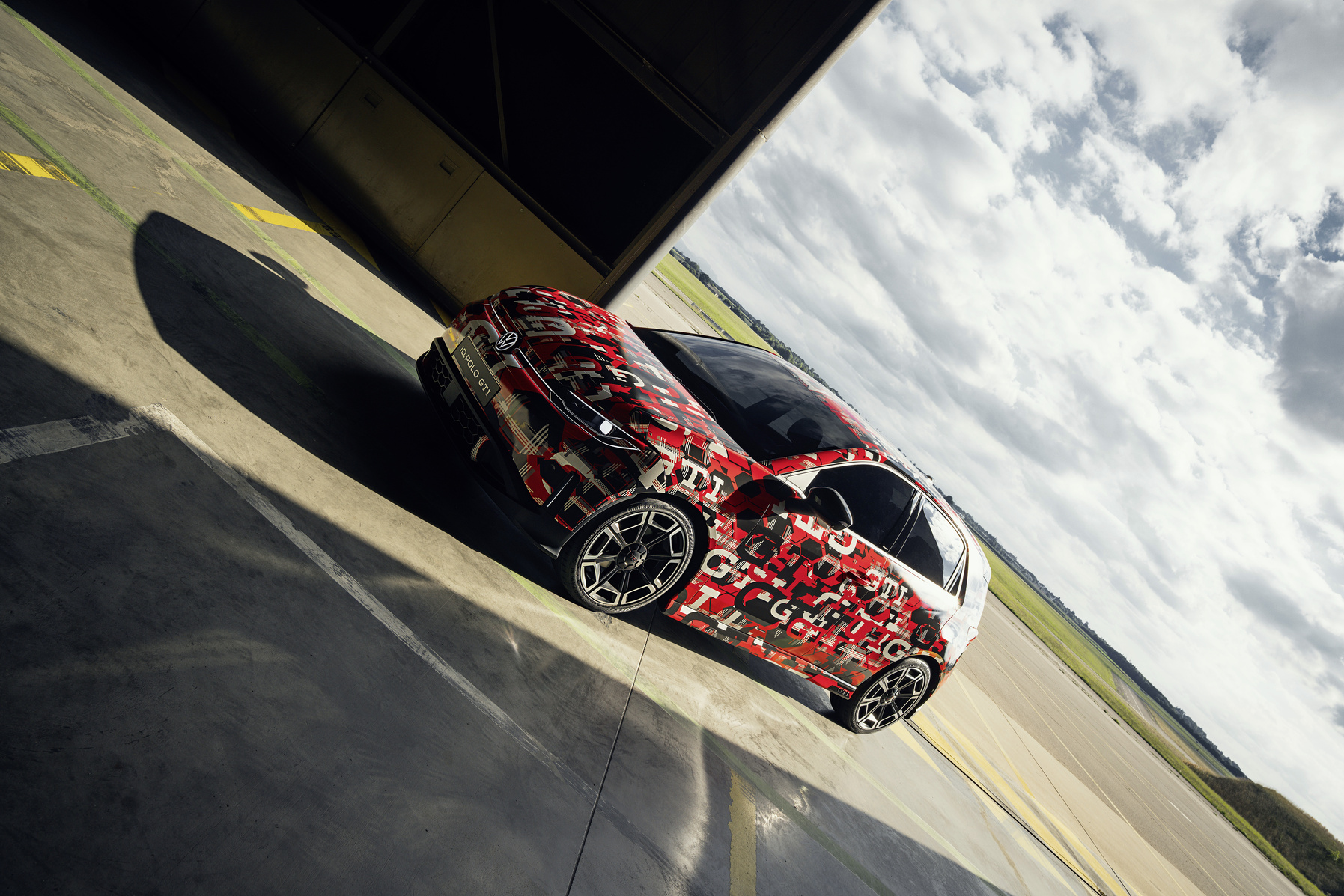 去年IAA慕尼黑車展上亮相的ID.Polo GTI概念車。