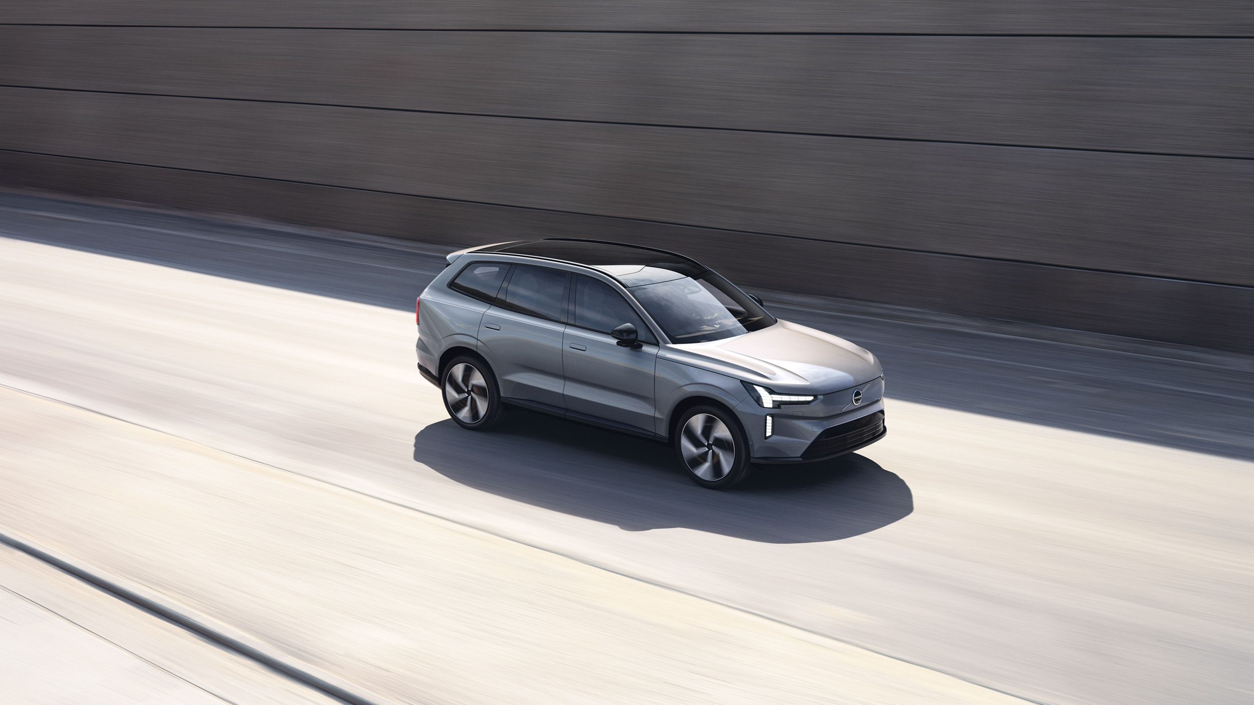 Volvo EX90 預售正式啟動，首波接單 299 萬元起！