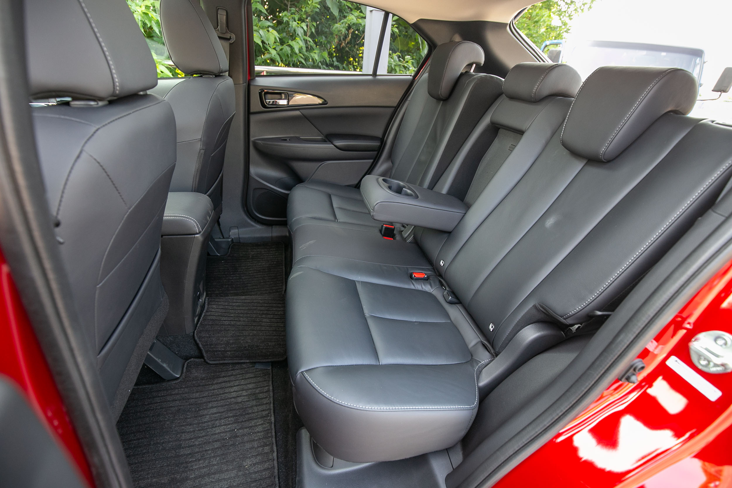 後座椅背具備八段可調功能,同級唯一。