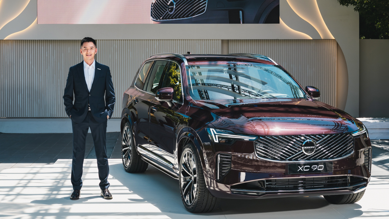 燃油旗艦續行！Volvo XC90 改款上市，建議售價 295.6 萬起！