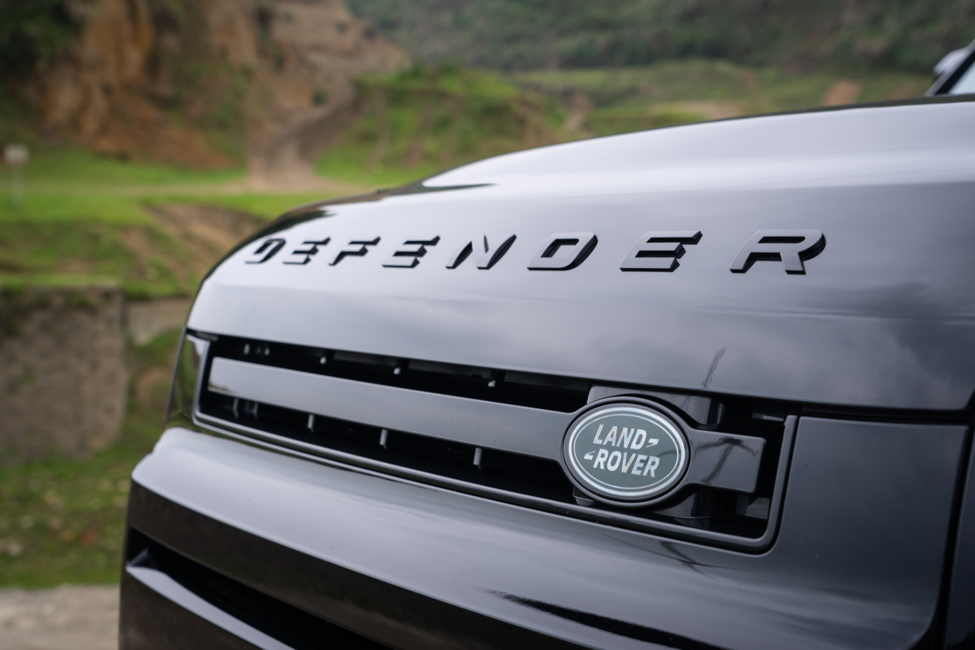 試駕車款選配進階黑色外觀套件,價格為新台幣 40,100 元。